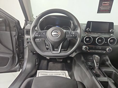 Certified 2025 Nissan Sentra S FWD image 15
