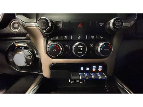 Used 2022 RAM 1500 Laramie image 13