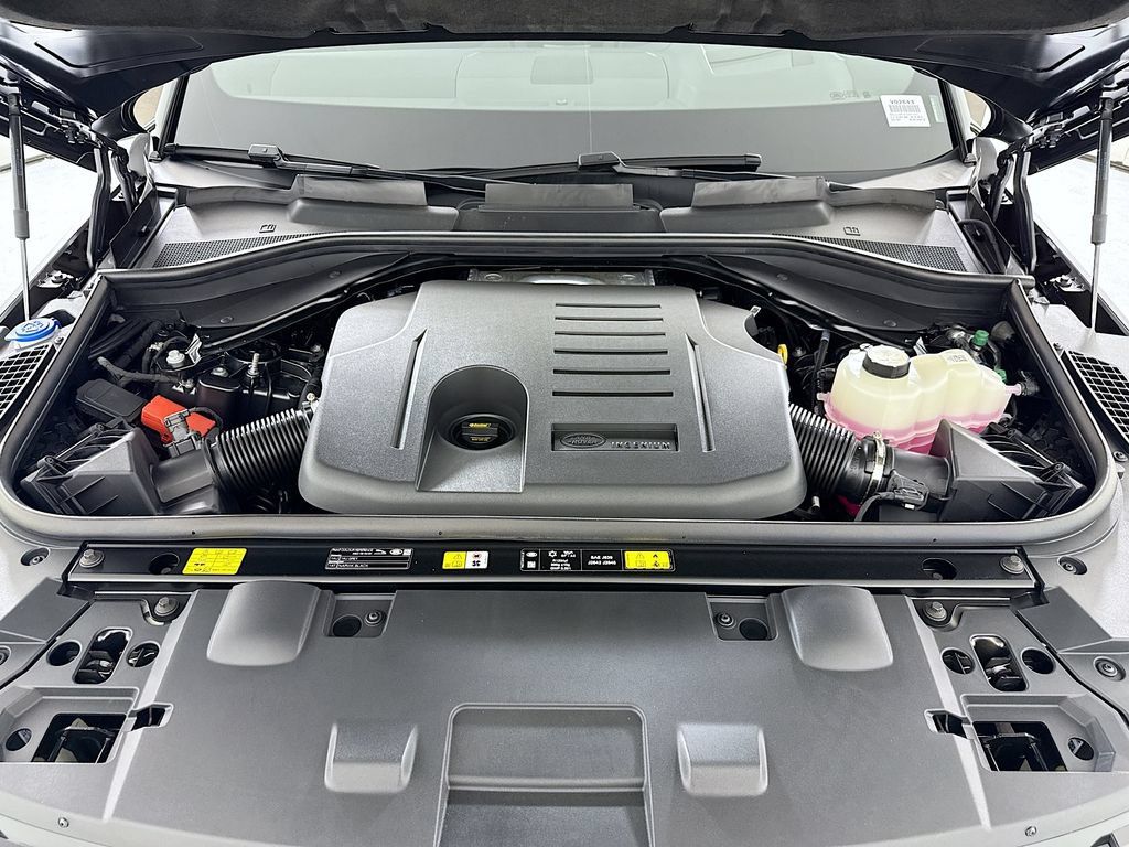 New 2026 Land Rover Range Rover Sport Dynamic SE AWD/4WD image 29