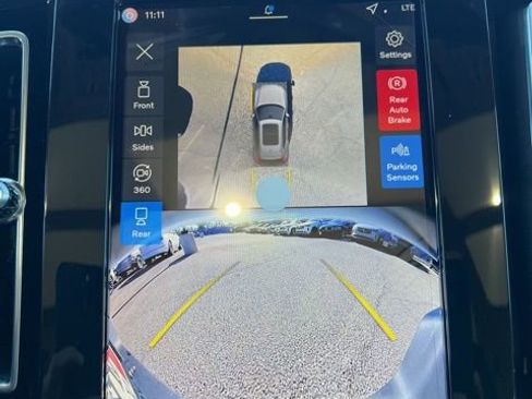 New 2026 Volvo XC40 B5 Plus w/ Protection Package Premier image 16