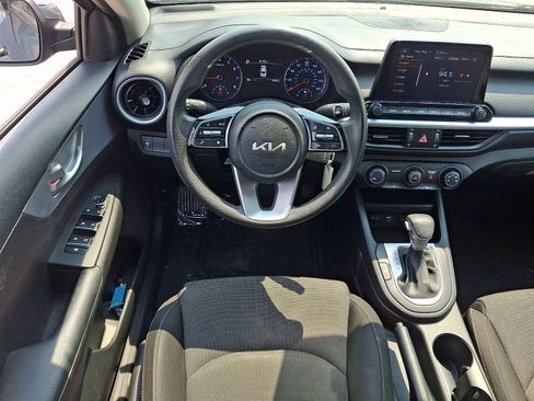 Certified 2024 Kia Forte LXS FWD image 11