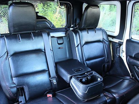 Used 2018 Jeep Wrangler Unlimited Rubicon AWD/4WD image 24