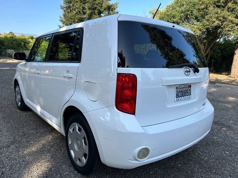 Used 2008 Scion xB FWD image 19