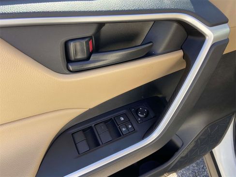 Used 2025 Toyota RAV4 LE image 13