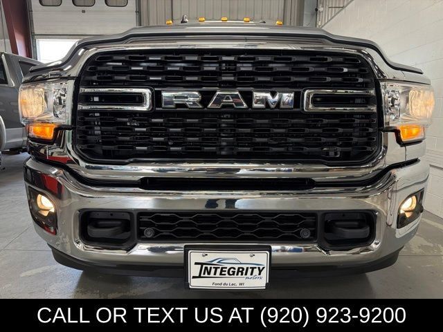 Used 2022 RAM 3500 Big Horn w/ Level C Equiment Group AWD/4WD image 2