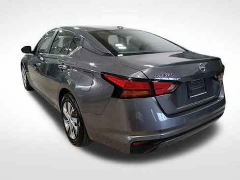 Certified 2025 Nissan Altima 2.5 S image 3