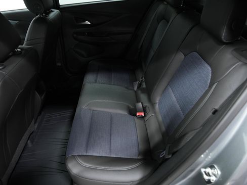 New 2026 Buick Envista Sport Touring w/ Convenience I Package FWD image 21