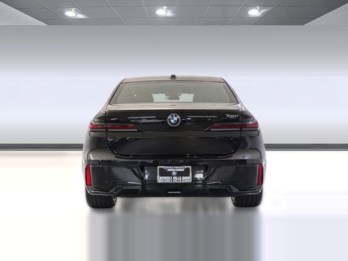 New 2026 BMW 740i w/ Premium Package image 9