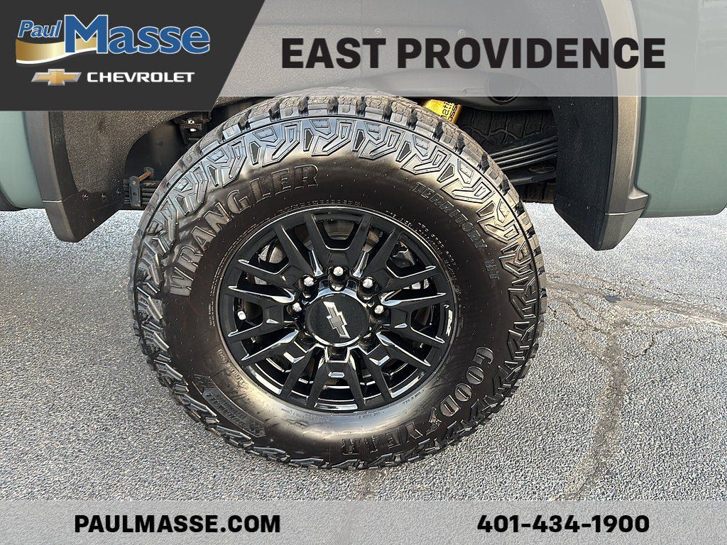 Used 2026 Chevrolet Silverado 2500 ZR2 w/ Snow Plow Prep/Camper Package AWD/4WD image 8