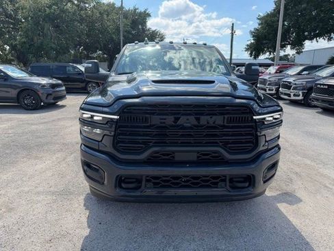 New 2026 RAM 3500 Laramie AWD/4WD image 9