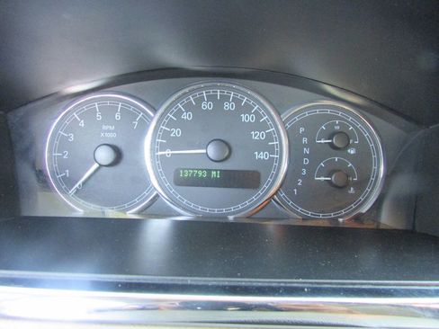 Used 2006 Buick LaCrosse CXL w/ Driver Confidence Package image 29