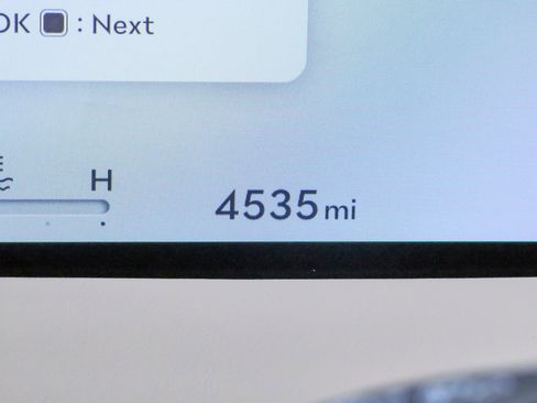 Certified 2026 Genesis GV70 2.5T Select image 20