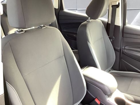 Used 2015 Ford Escape S image 14