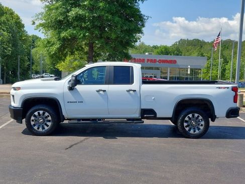 Used 2022 Chevrolet Silverado 2500 Custom w/ Custom Convenience Package AWD/4WD image 10