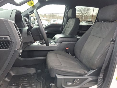 Used 2017 Ford F150 XLT w/ Equipment Group 302A Luxury image 13