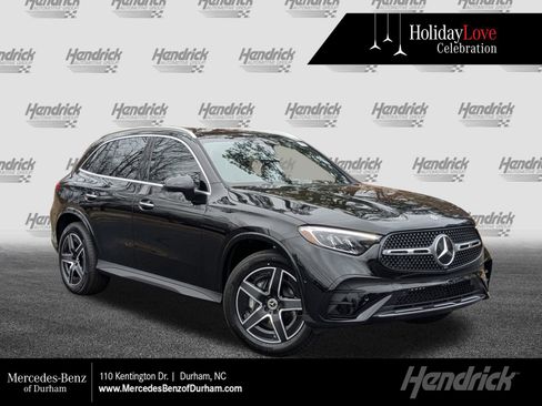 Used 2025 Mercedes-Benz GLC 300 image 1