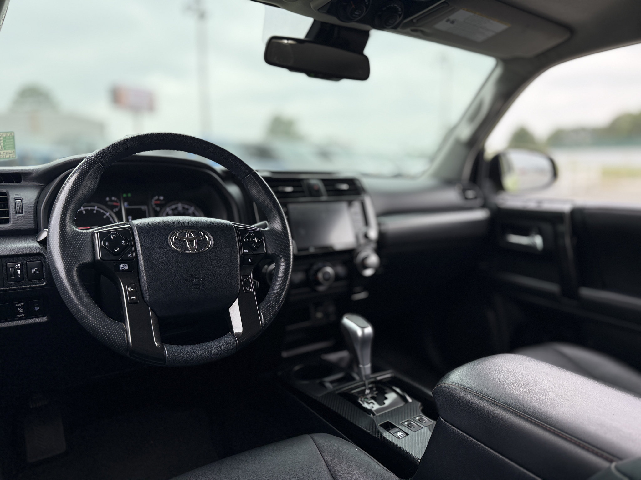 Used 2023 Toyota 4Runner TRD Off-Road Premium AWD/4WD image 32