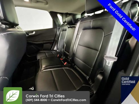 Used 2025 Ford Escape Platinum image 28