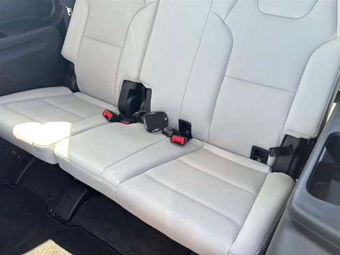 Used 2023 Kia Telluride SX image 10