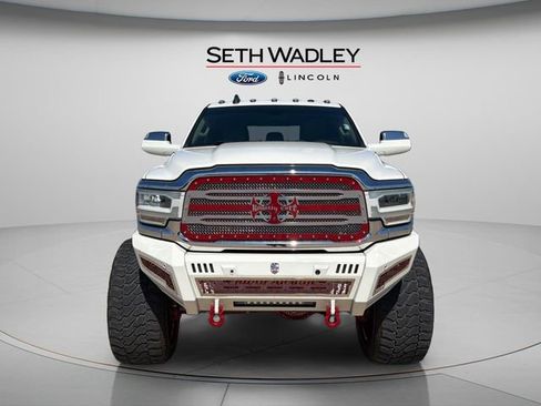 Used 2019 RAM 3500 Laramie AWD/4WD image 2