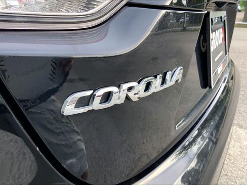 Used 2025 Toyota Corolla LE FWD image 31