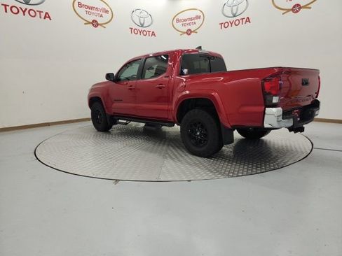 Used 2022 Toyota Tacoma SR5 image 5
