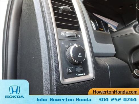 Used 2016 RAM 1500 Express AWD/4WD image 8