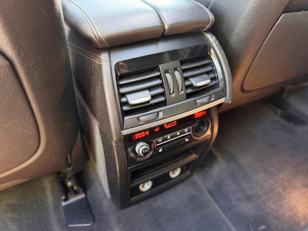 Used 2017 BMW X5 M AWD/4WD image 22