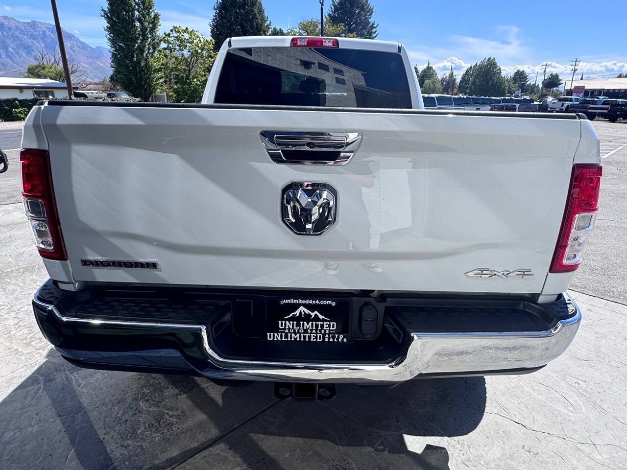 Used 2023 RAM 2500 Big Horn w/ Cold Weather Group AWD/4WD image 7