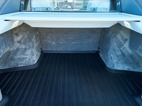 Used 2022 Rolls-Royce Cullinan Black Badge w/ Dark Exterior Package image 13