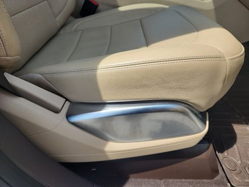 Used 2017 Mercedes-Benz GLS 550 4MATIC image 34