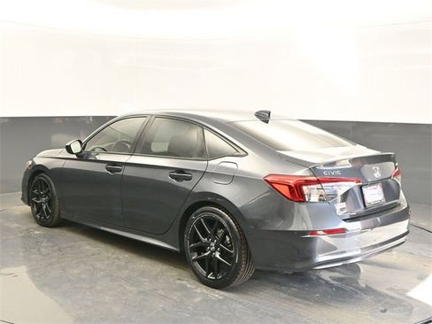 Certified 2022 Honda Civic Sport image 3