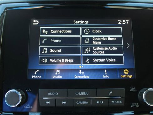 Used 2023 Nissan Frontier SV w/ SV Convenience Package image 53