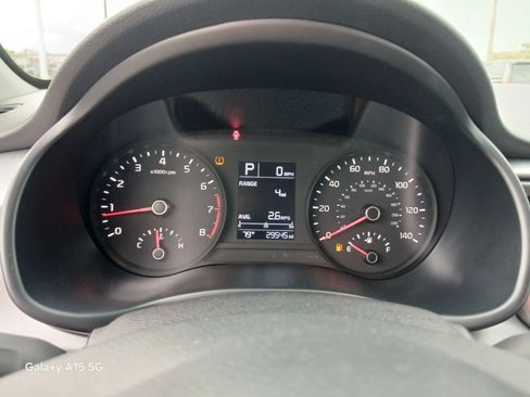 Used 2023 Kia Rio LX FWD image 30
