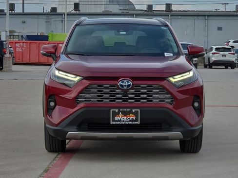 Used 2023 Toyota RAV4 Limited AWD/4WD image 9