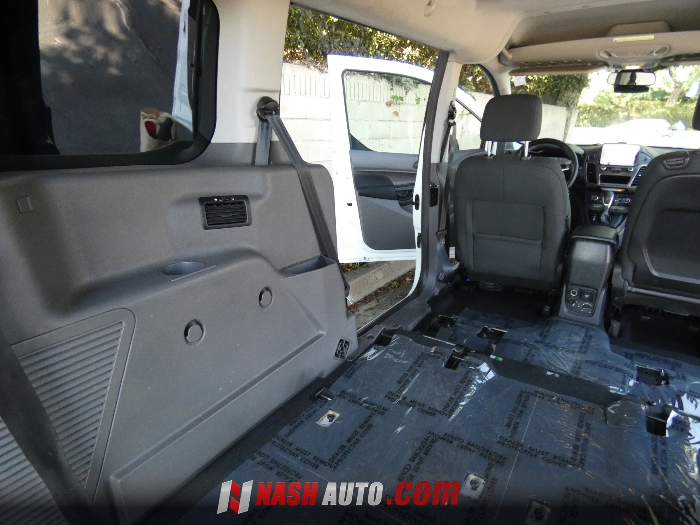 Used 2019 Ford Transit Connect XL FWD image 40