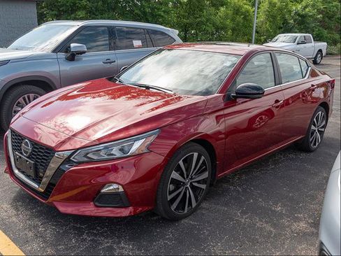 Used 2019 Nissan Altima 2.5 SR w/ SR Premium Package AWD/4WD image 4