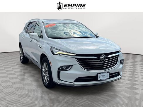 Used 2023 Buick Enclave Essence w/ Experience Buick Package AWD/4WD image 1