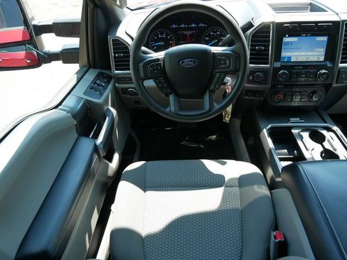 Certified 2017 Ford F250 XLT w/ XLT Premium Package AWD/4WD image 12