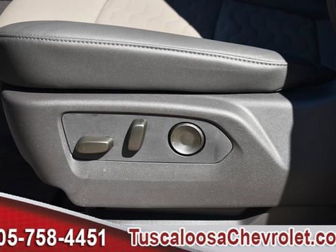 New 2026 Chevrolet Silverado 1500 ZR2 image 17