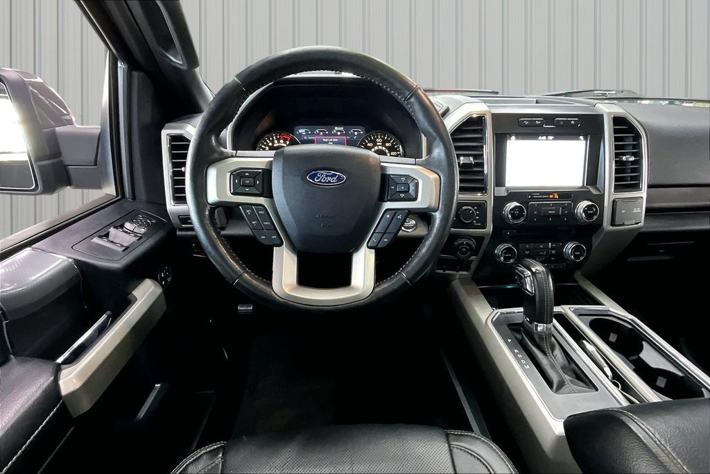 Used 2017 Ford F150 Lariat w/ Equipment Group 502A Luxury AWD/4WD image 8