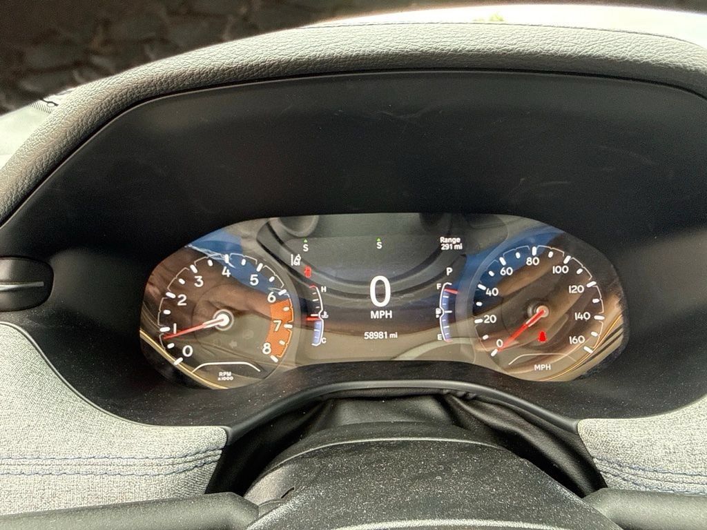 Used 2024 Jeep Compass Latitude AWD/4WD image 6