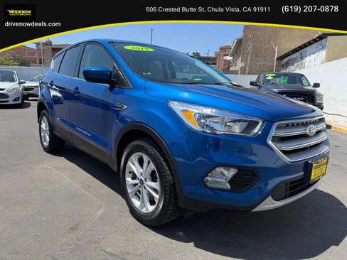 Used 2019 Ford Escape SE AWD/4WD image 3