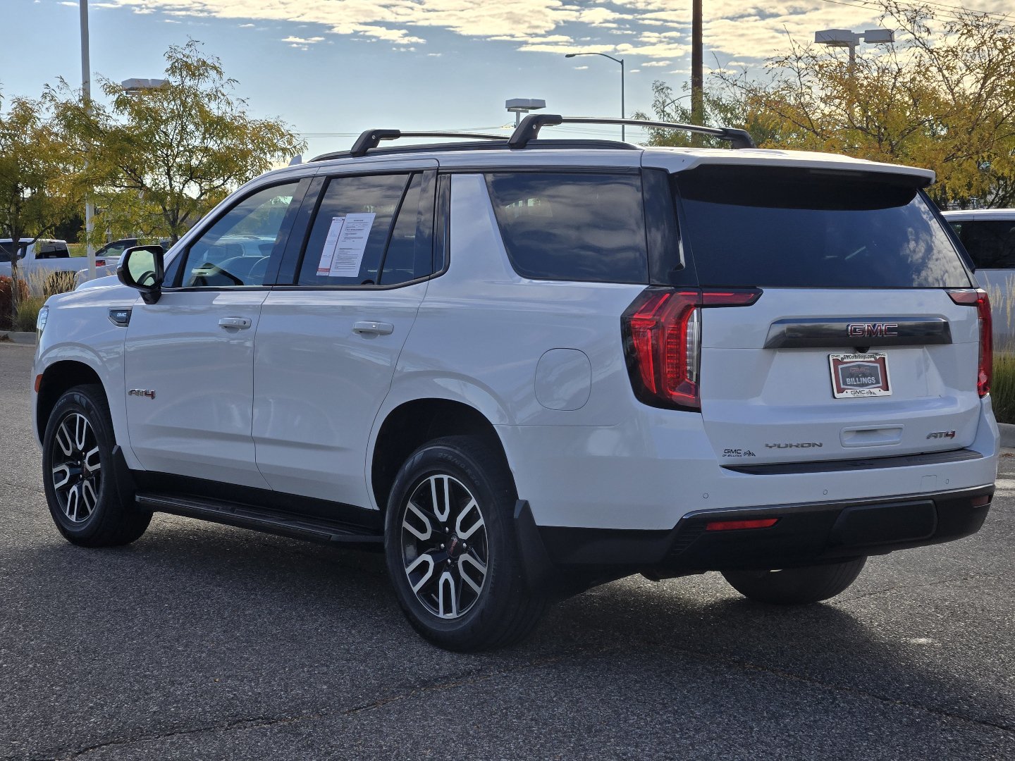 Used 2024 GMC Yukon AT4 AWD/4WD image 10