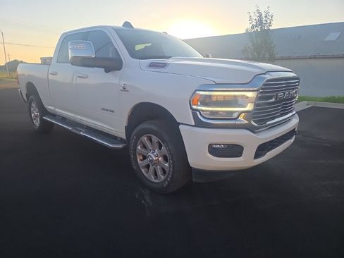 Used 2023 RAM 2500 Laramie AWD/4WD image 18