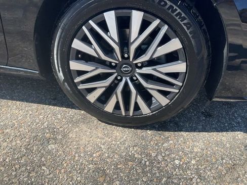 Used 2023 Nissan Altima 2.5 SV FWD image 31