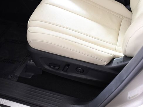 Used 2023 INFINITI QX60 Luxe w/ Cargo Package image 16