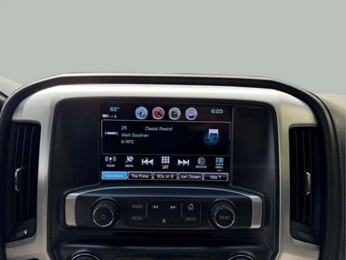 Used 2019 GMC Sierra 1500 SLE w/ SLE Value Package AWD/4WD image 16
