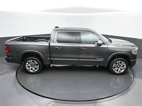 Used 2024 RAM 1500 Limited w/ Body Color Bumper Group image 43