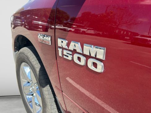 Used 2015 RAM 1500 Lone Star AWD/4WD image 14